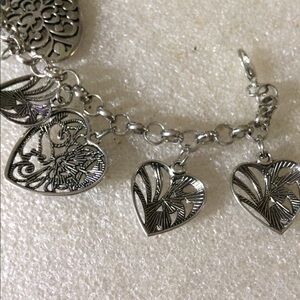 Hearts charms bracelet